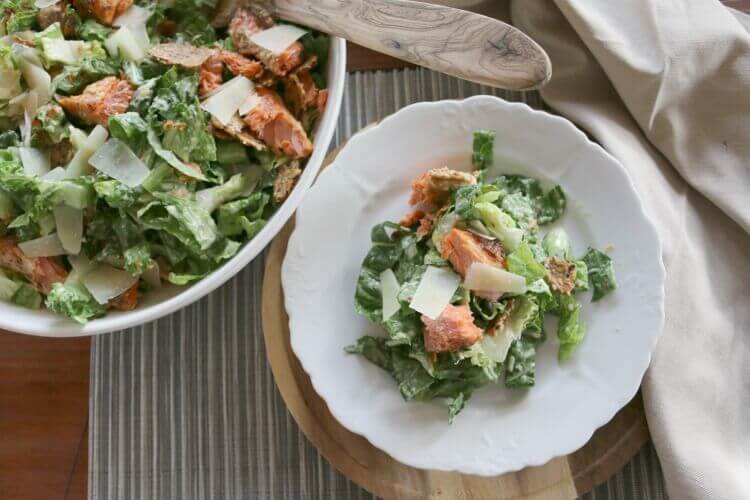 Healthy Caesar Salad -Caesar Salad is best enjoyed with real food ingredients and gluten free crackers for an extra crunch. Perfectly blended with salmon, chicken, or shrimp, it can be made into an easy meal!