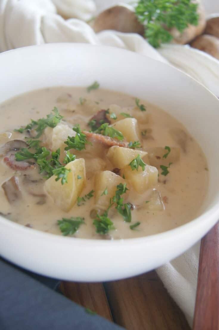 Mushroom & Bacon Potato Chowder - hearty, comforting and delicious. #grainfree #glutenfree #paleo