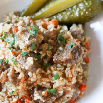 Instant Pot Sprouted Brown Rice with Beef Recipe -This Instant Pot Sprouted Brown Rice with Beef recipe is a simple dish that is full of flavor and bound to make the entire family happy. This dish is healthy, easily digestible and simple to make for a quick one pot dinner with plenty leftovers for lunch. #onepot #pressurecooker #instantpot