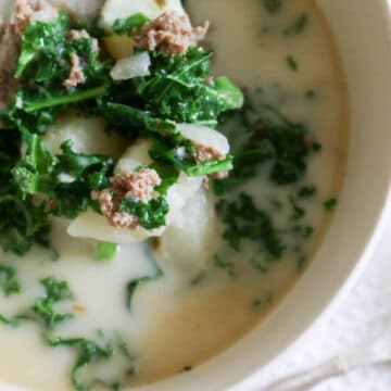 Instant Pot Ground Beef Kale Soup - This Ground Beef and Kale Soup is hearty and loaded with potatoes, ground beef and nutritious kale.  The best part is that this soup makes a quick and easy dinner with 4 minutes of cooking time. #instantpot #healthysoup