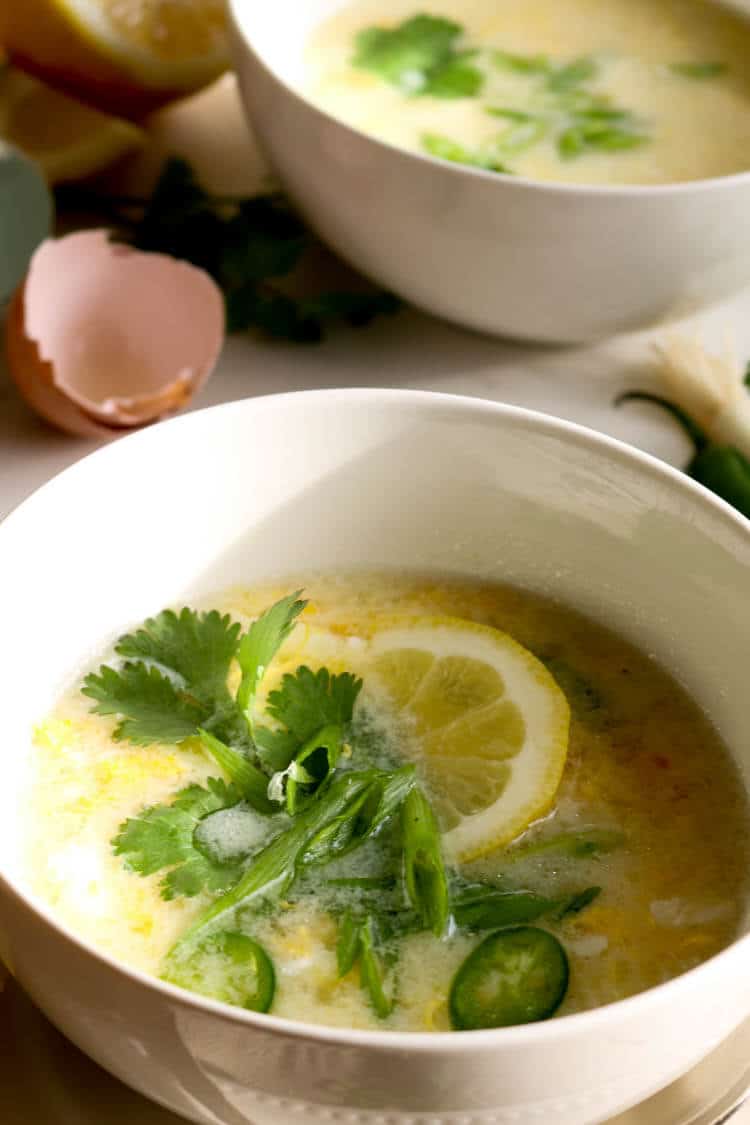 Keto Egg Drop Soup (5 minutes) - This Keto Egg Drop Soup is rich in nutrition and healthy fats. It doesn't have a thickener making this an easy Paleo, Whole30, or low carb breakfast, lunch or dinner. #lowcarb #whole30