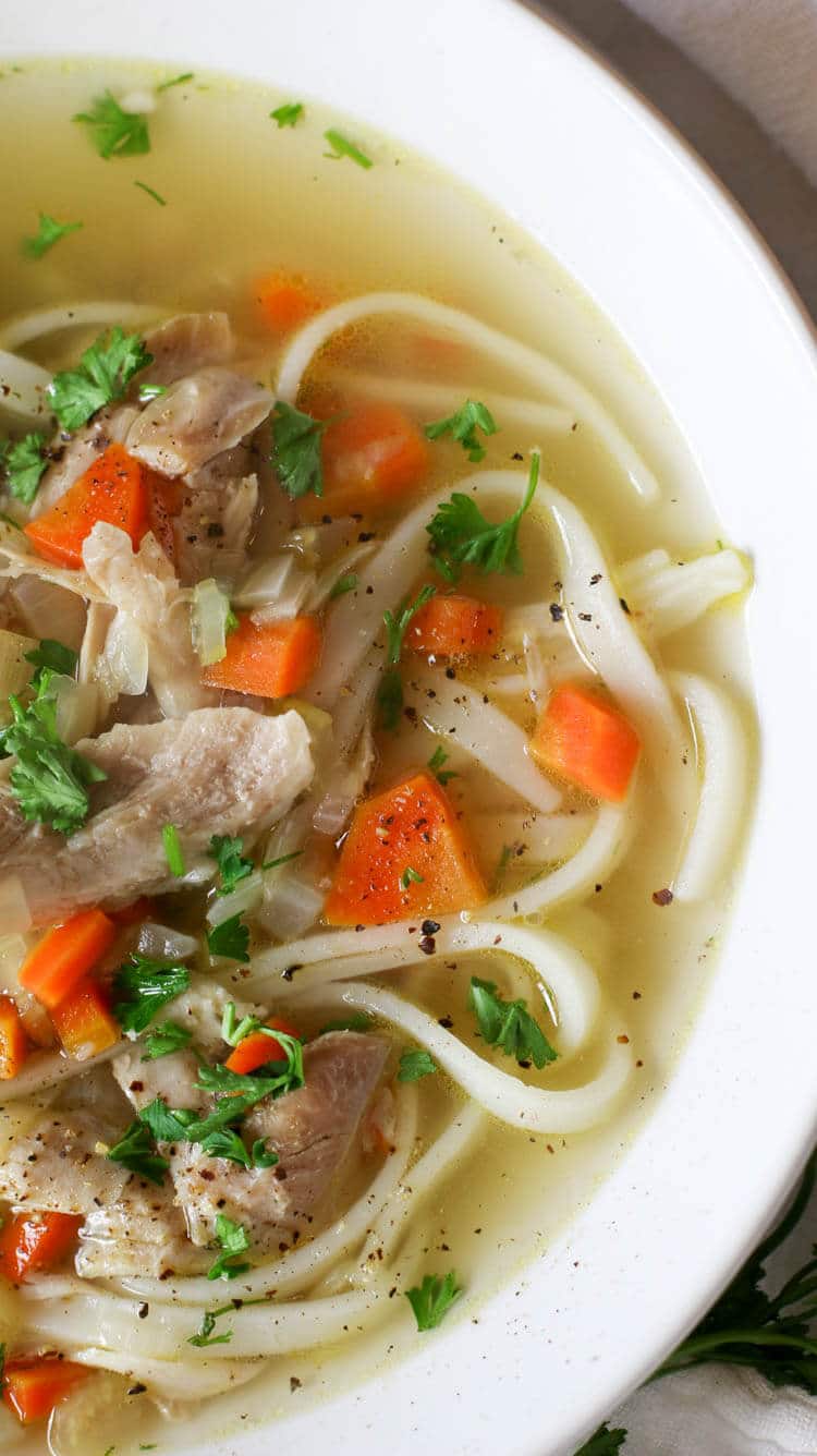 https://prepareandnourish.com/wp-content/uploads/2019/01/Detox-Chicken-Noodle-Soup.jpg