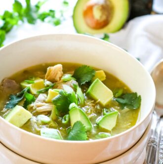 healthy white chicken chili with avocado