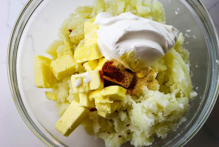 Step 4: combine potato, butter, sour cream and seasonings together
