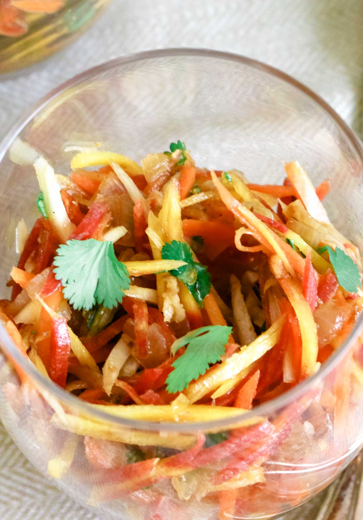 grated carrot salad with cilantro garlic